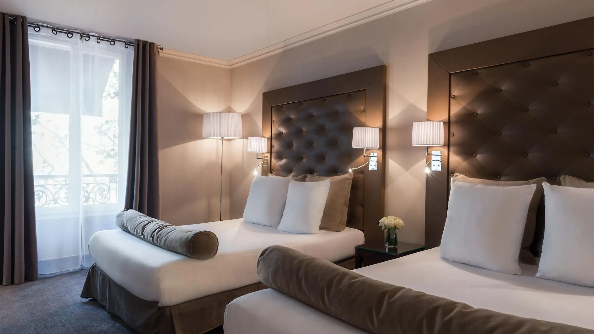 Hotel Saint Cyr Etoile Paris 3*,  France