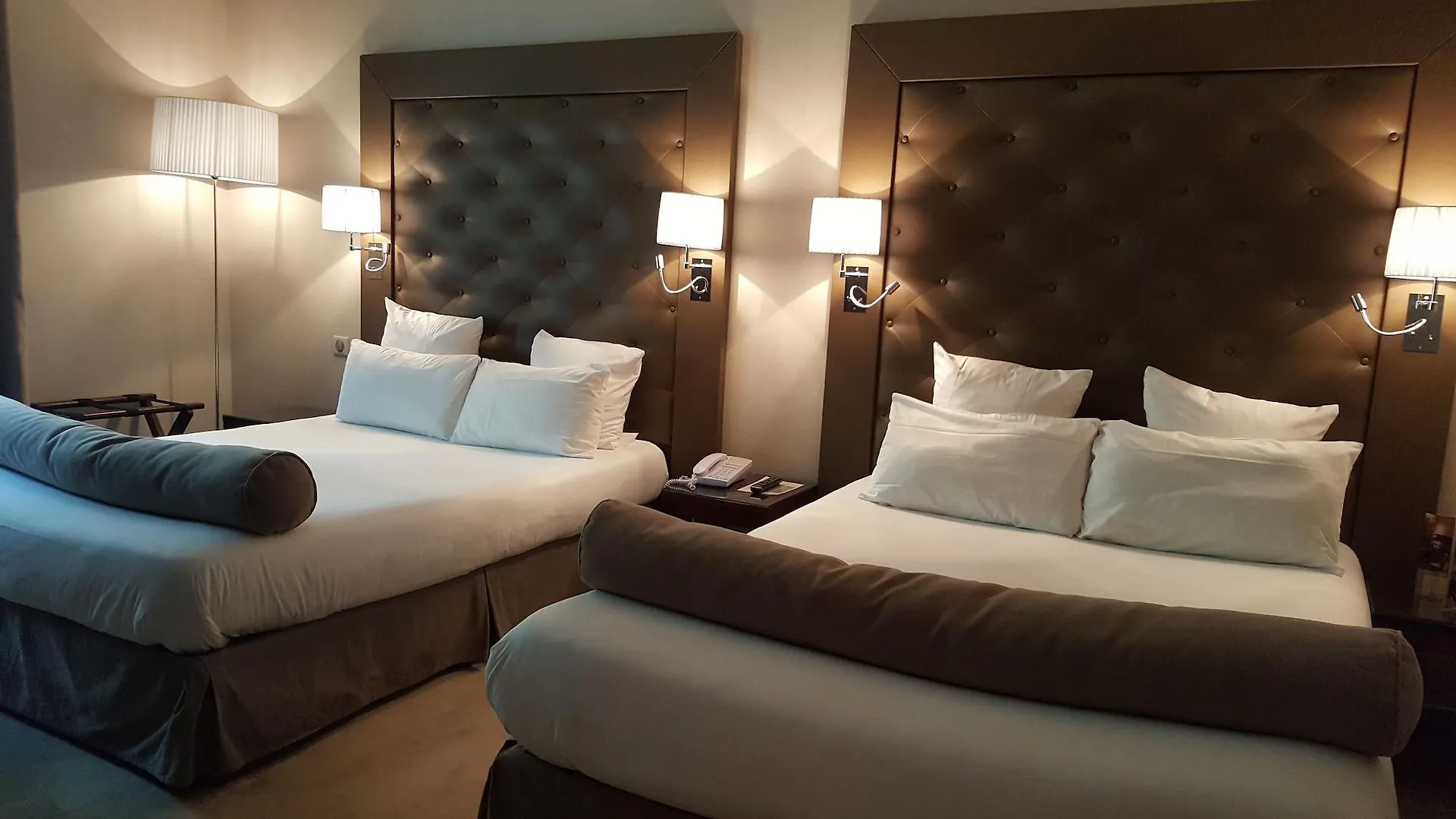 Hotel Saint Cyr Etoile Paris