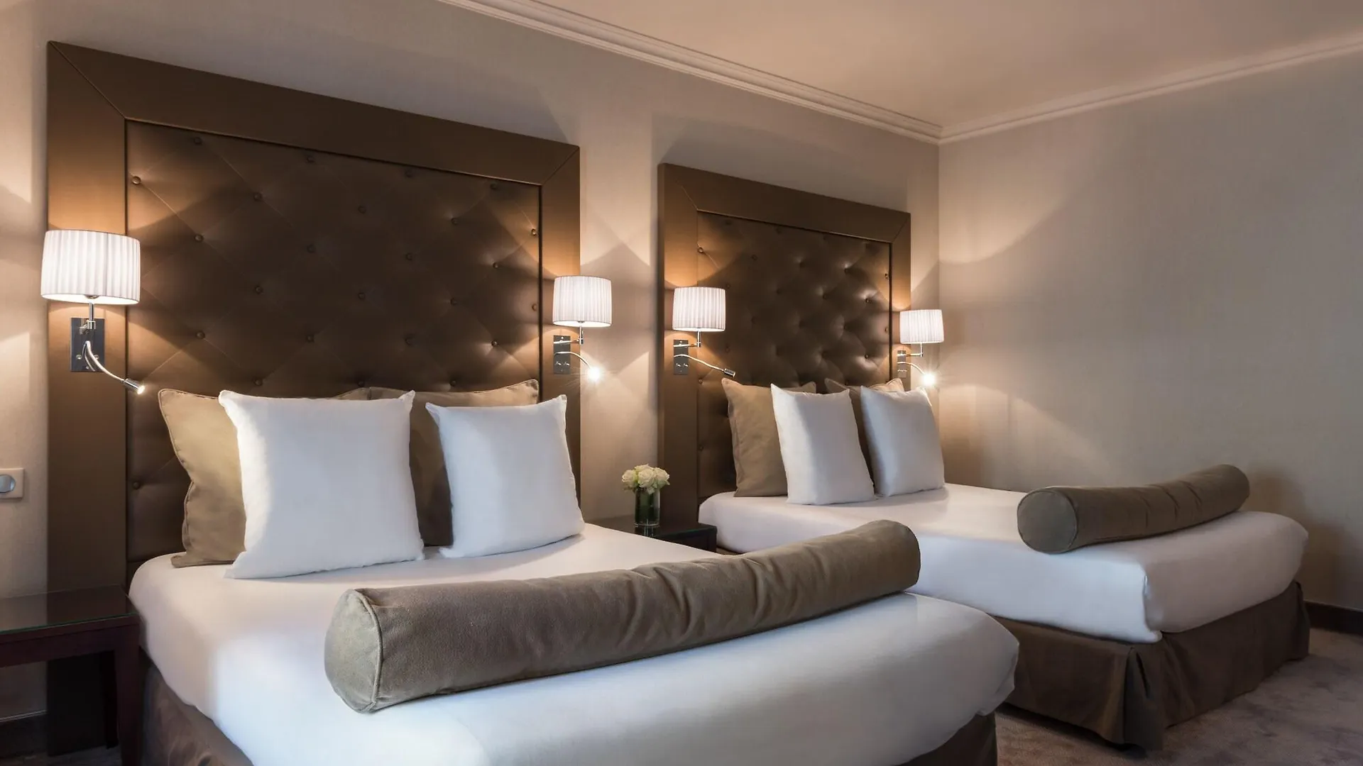 Hotel Saint Cyr Etoile Paris