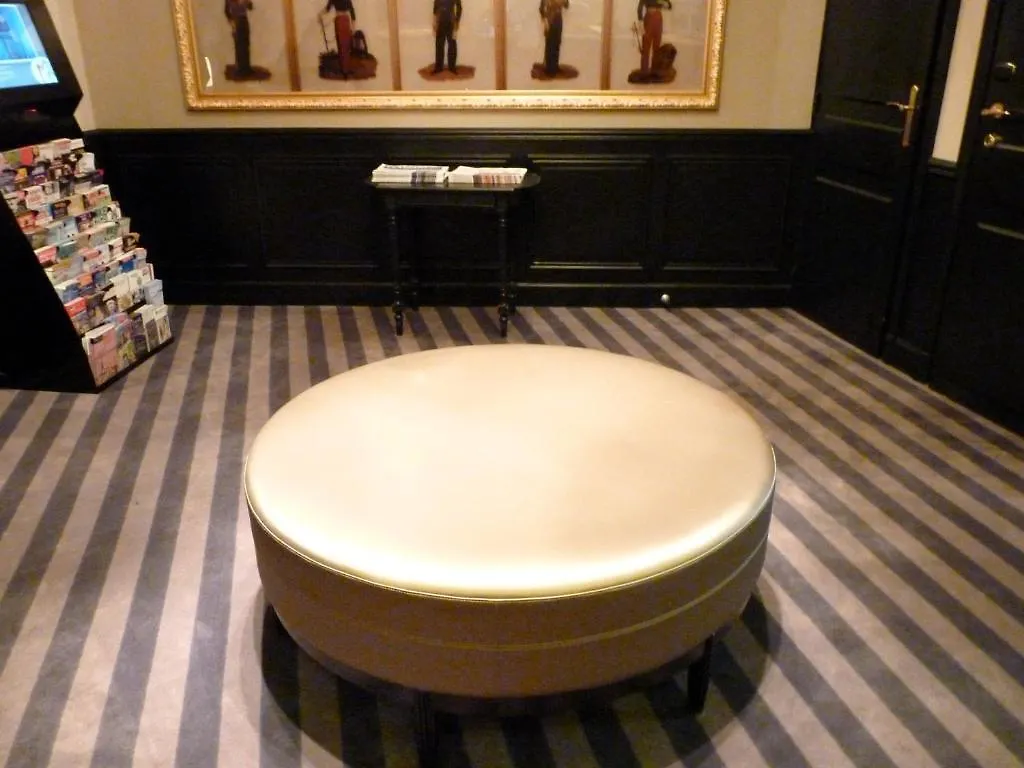 Hotel Saint Cyr Etoile Paris