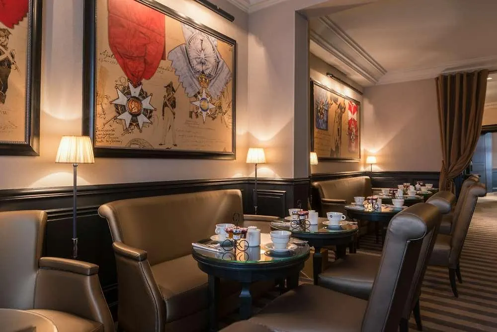 Hotel Saint Cyr Etoile Paris