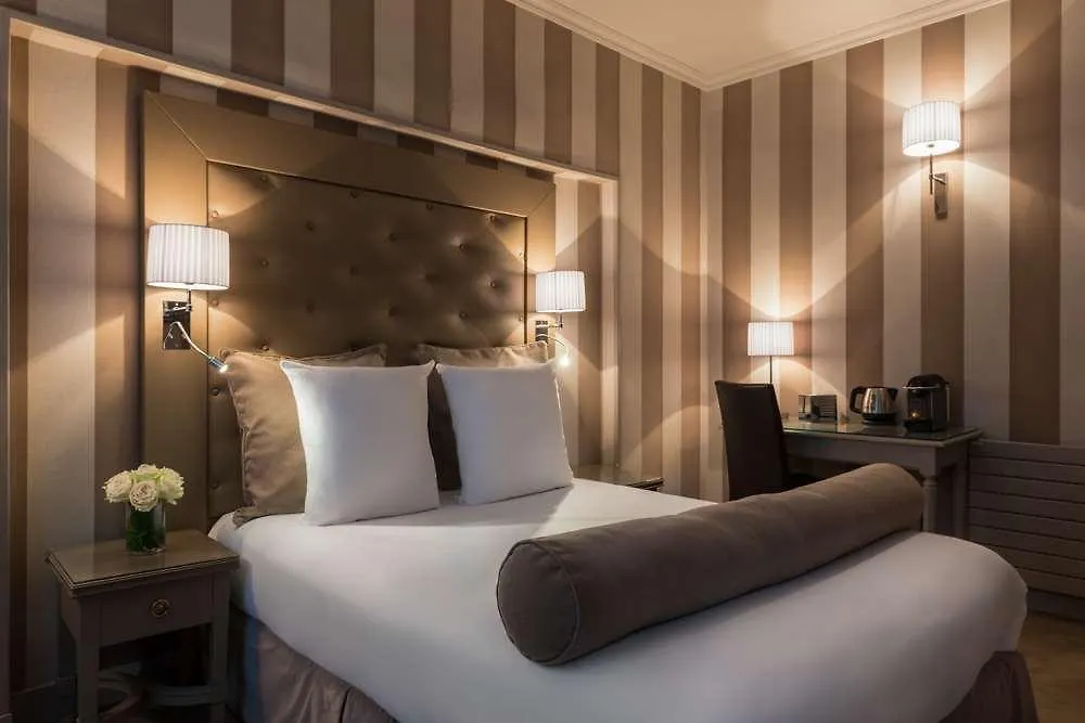 Hotel Saint Cyr Etoile Paris 3*,  France